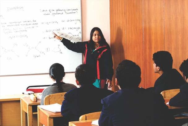 Amity institute For Competitive Examinations AICE photo 7