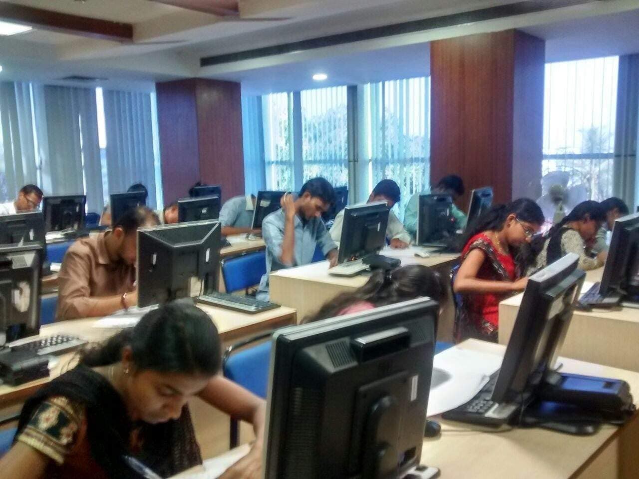 Cranes Varisty Gallery photo 4