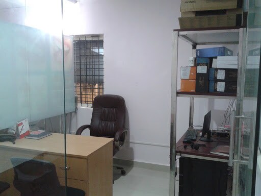YAYI IT SOLUTIONS Images photo 3