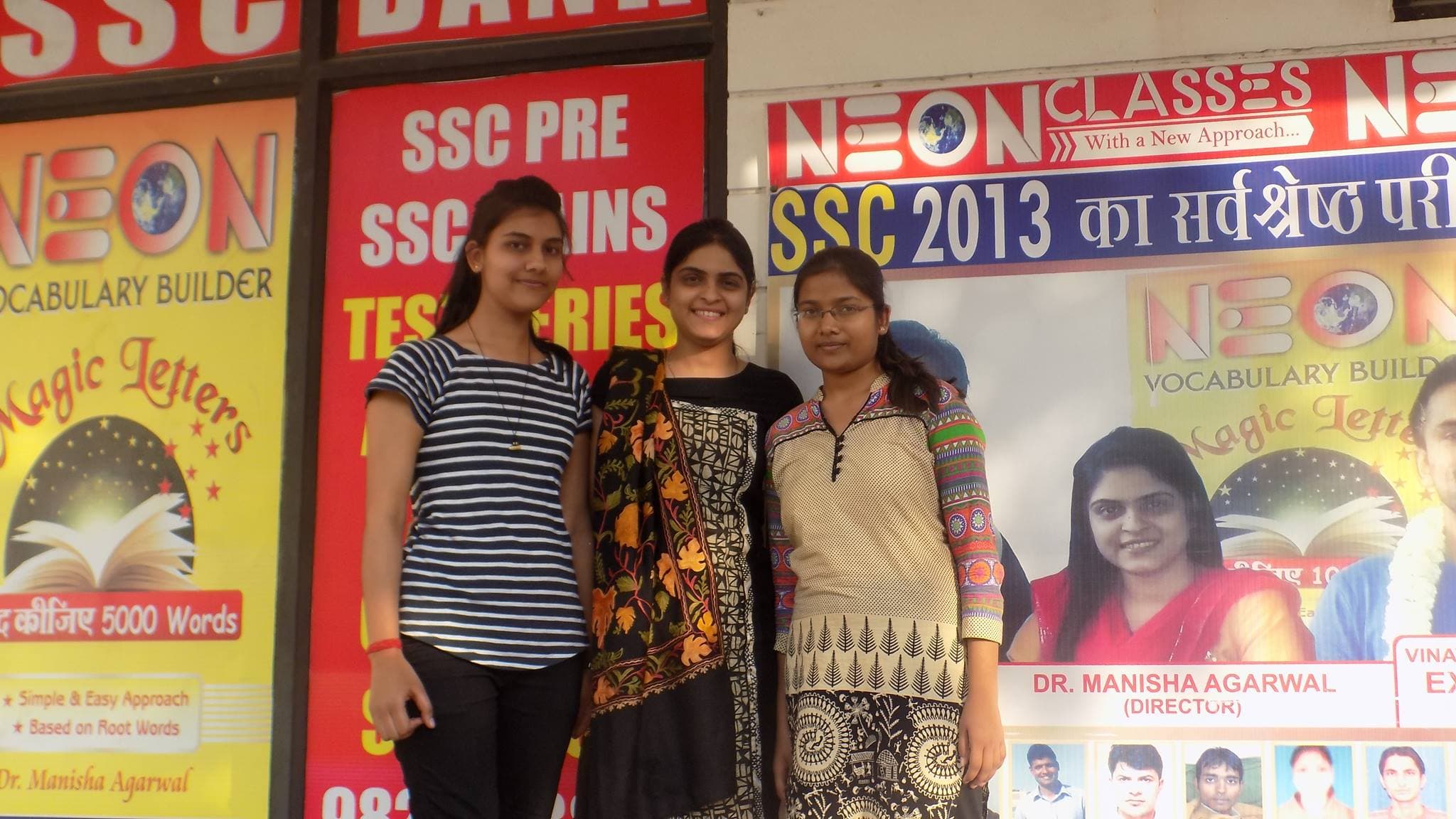 Neon Classes Neon Classes: Gallery photo 1