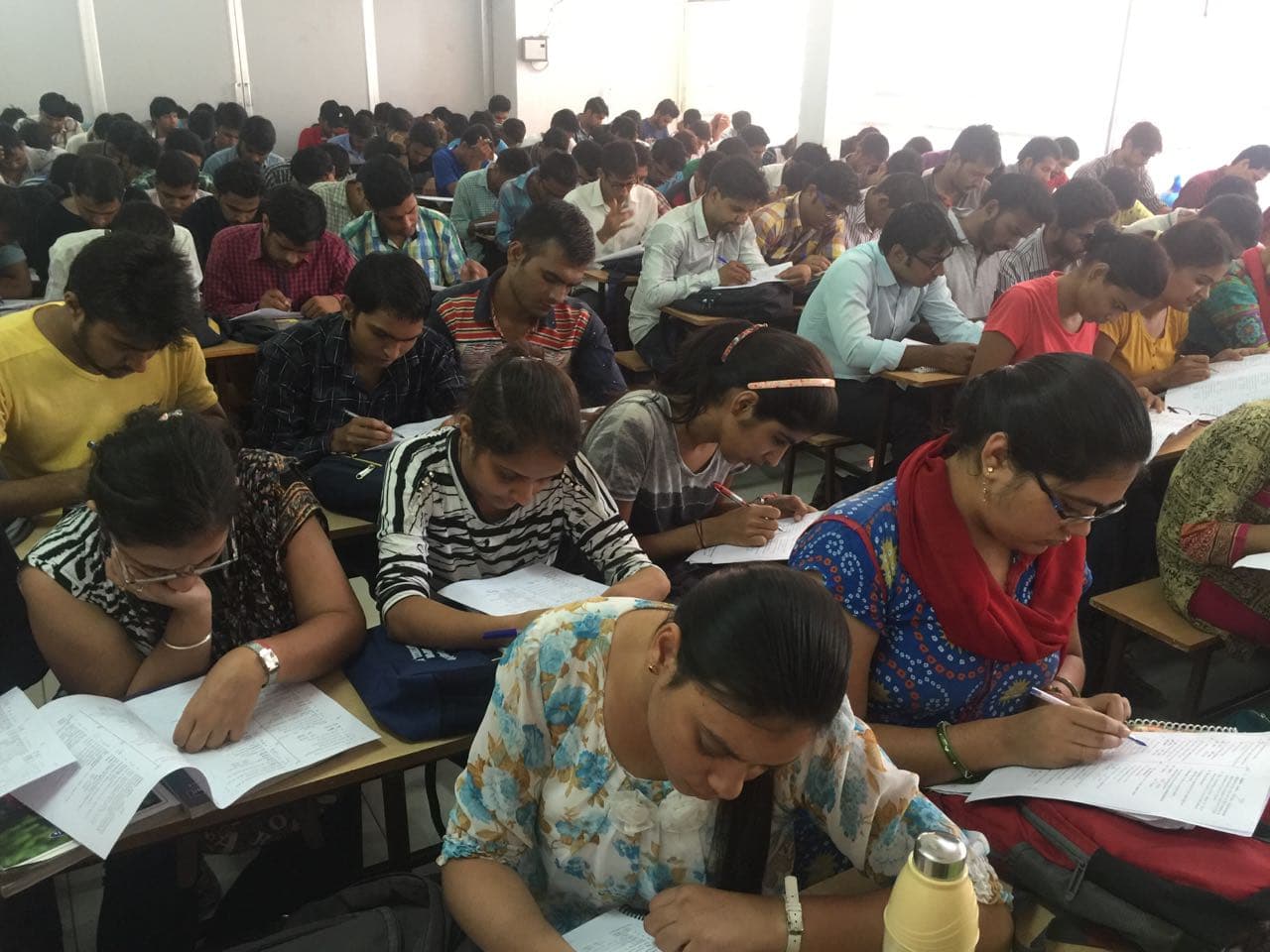 Neon Classes Neon Classes: Gallery photo 2