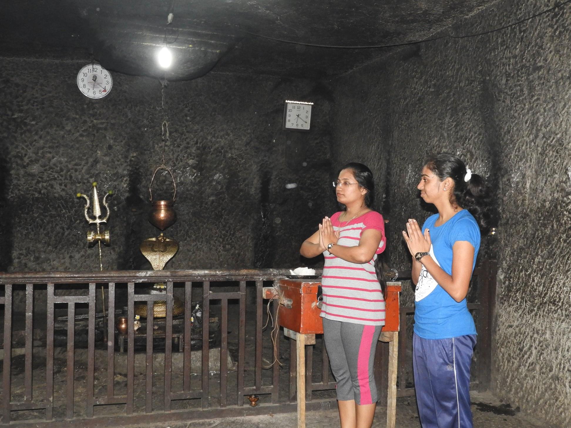 Swasti Yoga Centre Sunday morning hatha yoga photo 1