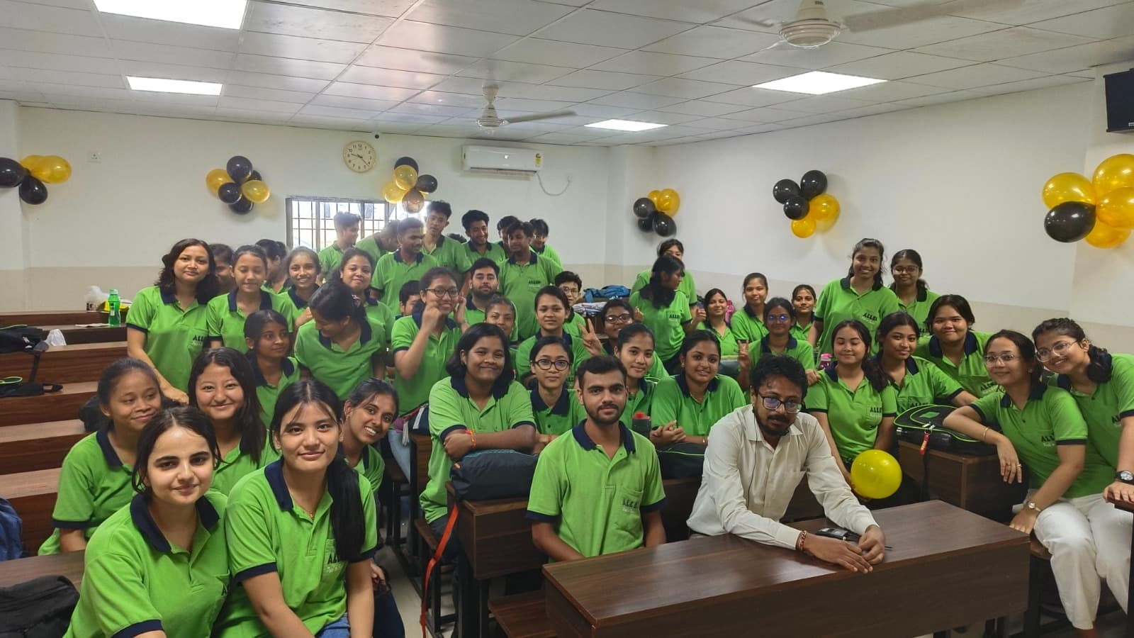 ALLEN Allen Guwahiti photo 3