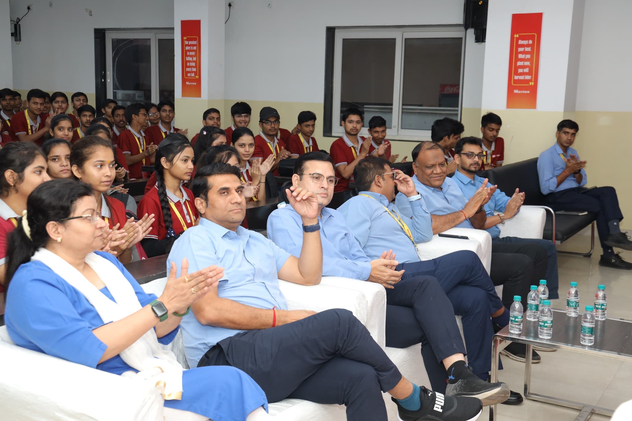 Motion Motion photo 7