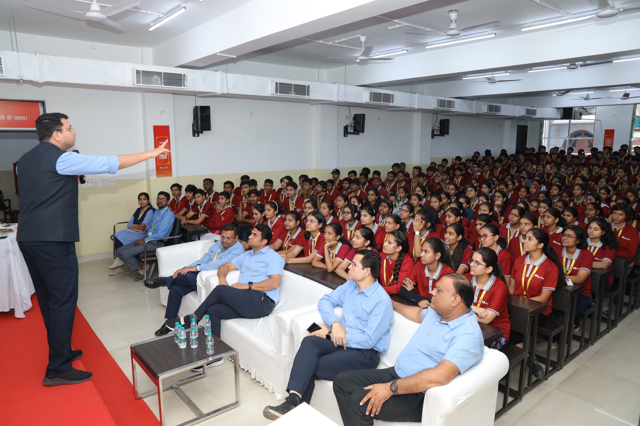 Motion Motion photo 7