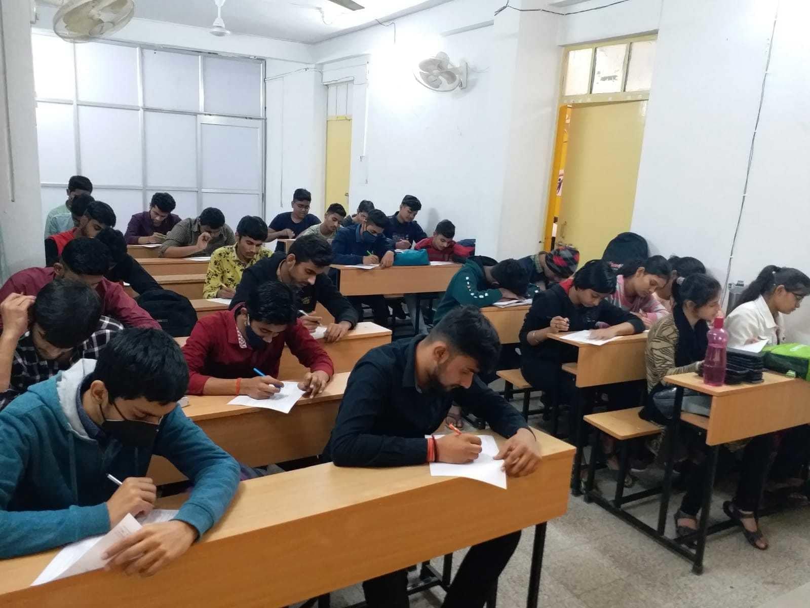 Sri Chaitanya sri chaitanya photo 2