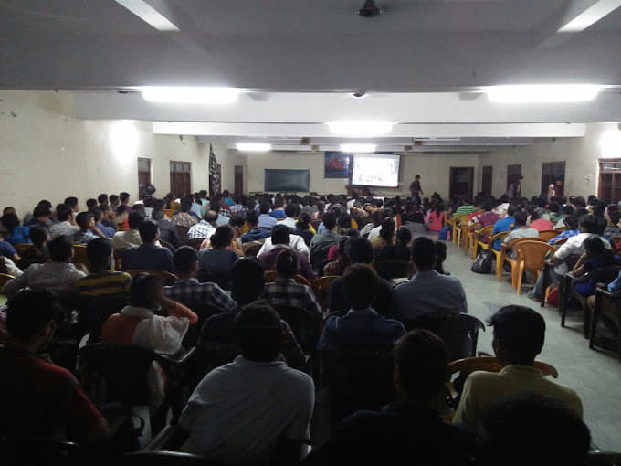 Meghwal's IAS Meghwal's IAS photo 4