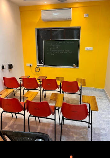 Unique Classes Unique Classes photo 2