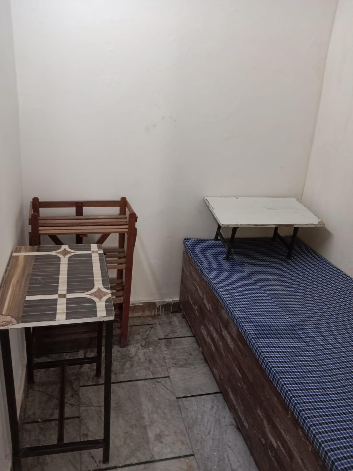 The StudyIAS by Manikant Singh Evergreen PG photo 7