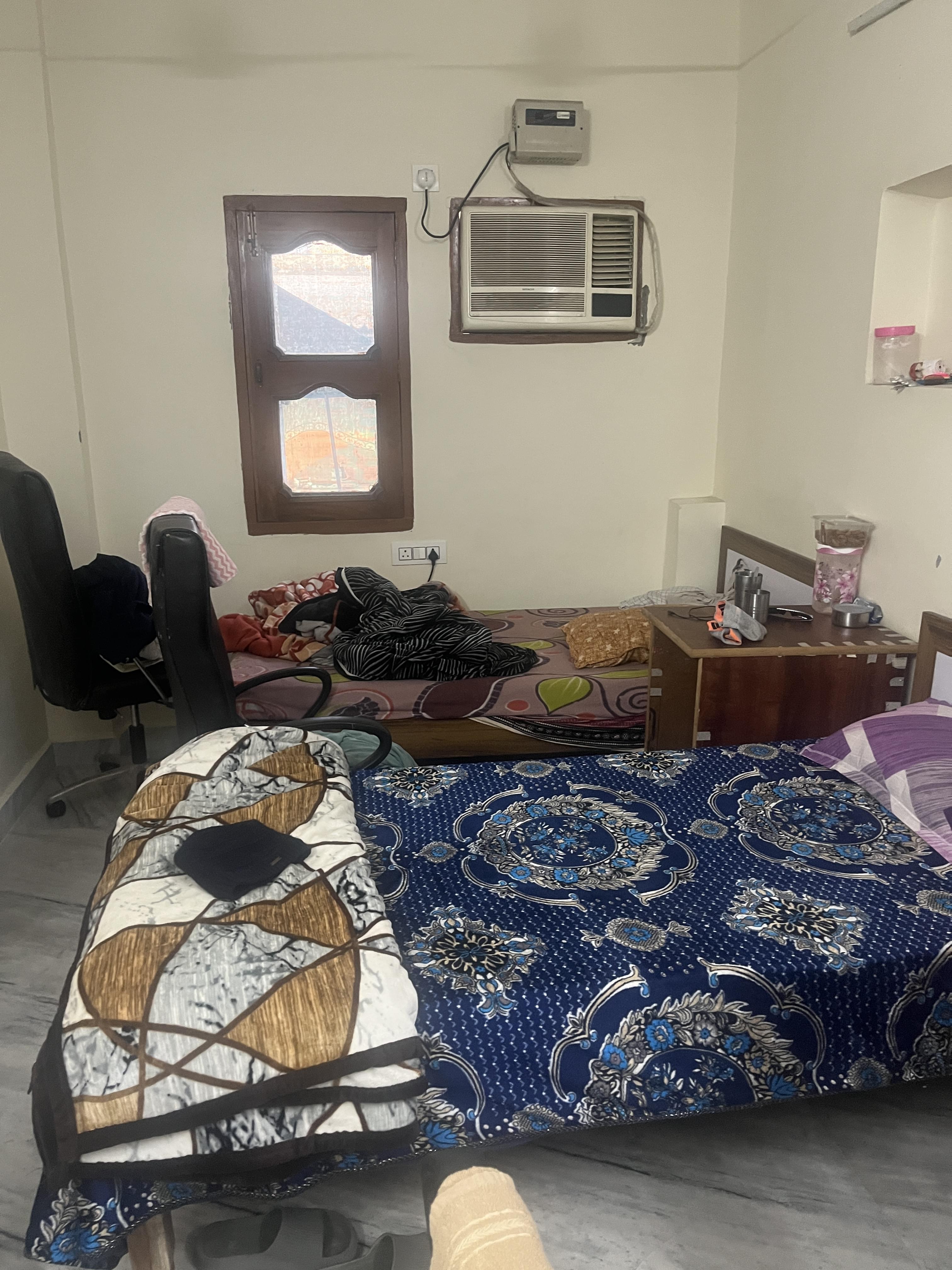 Gn joshi Classes Bharat PG (Boys) photo 1