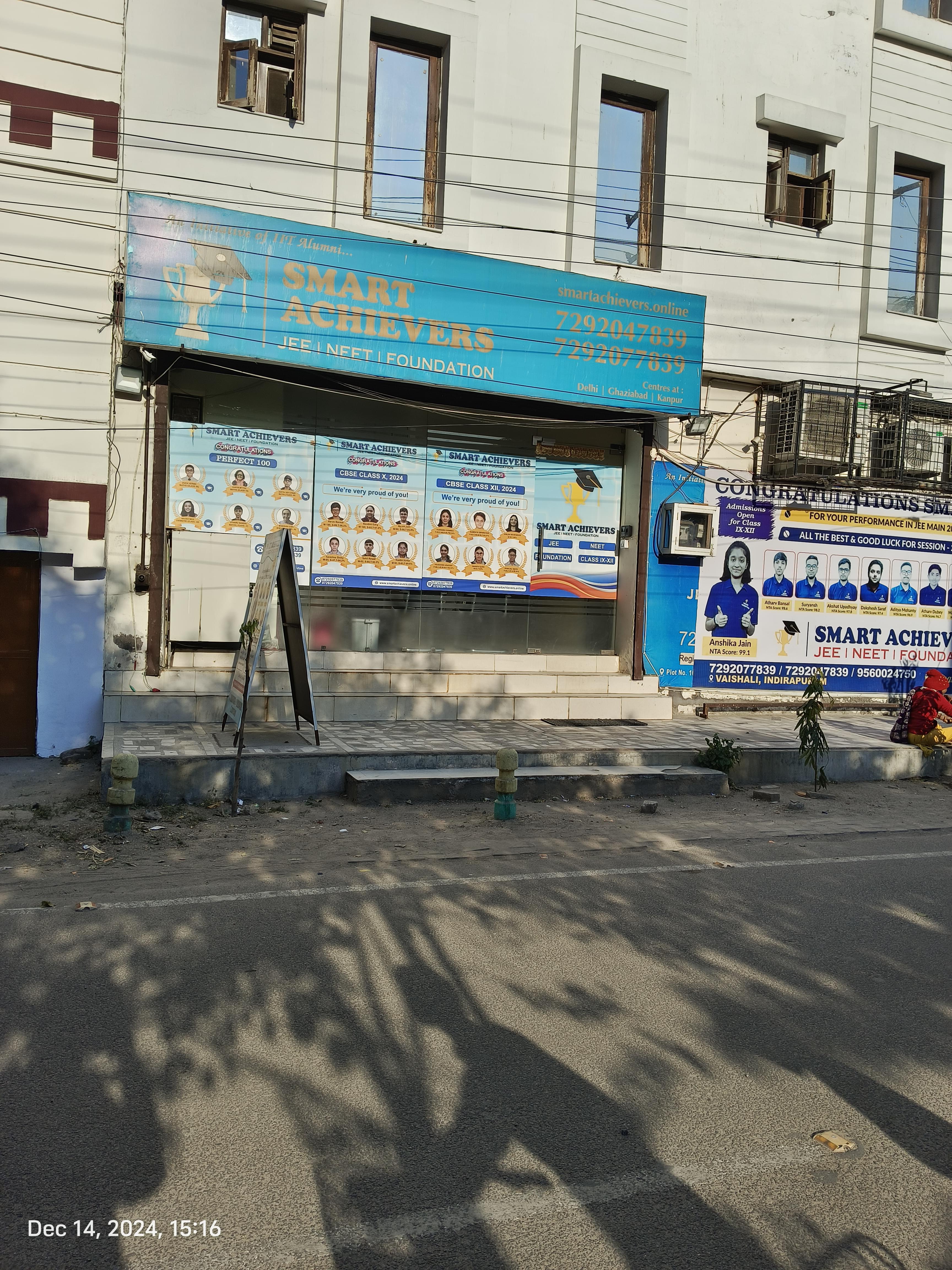 Smart Achievers Front View photo 3