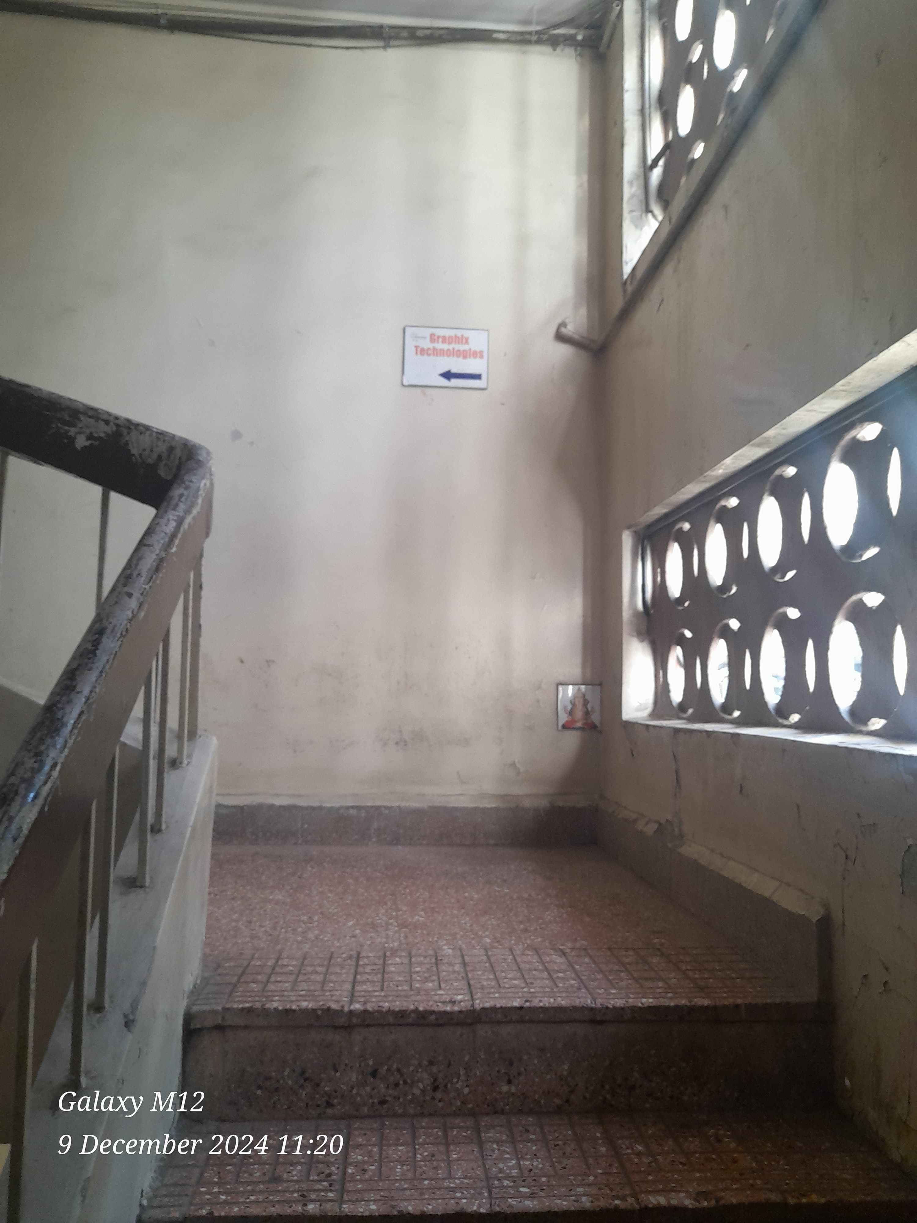 Graphix Technologies GRAPHIX TECHNOLOGIES photo 6