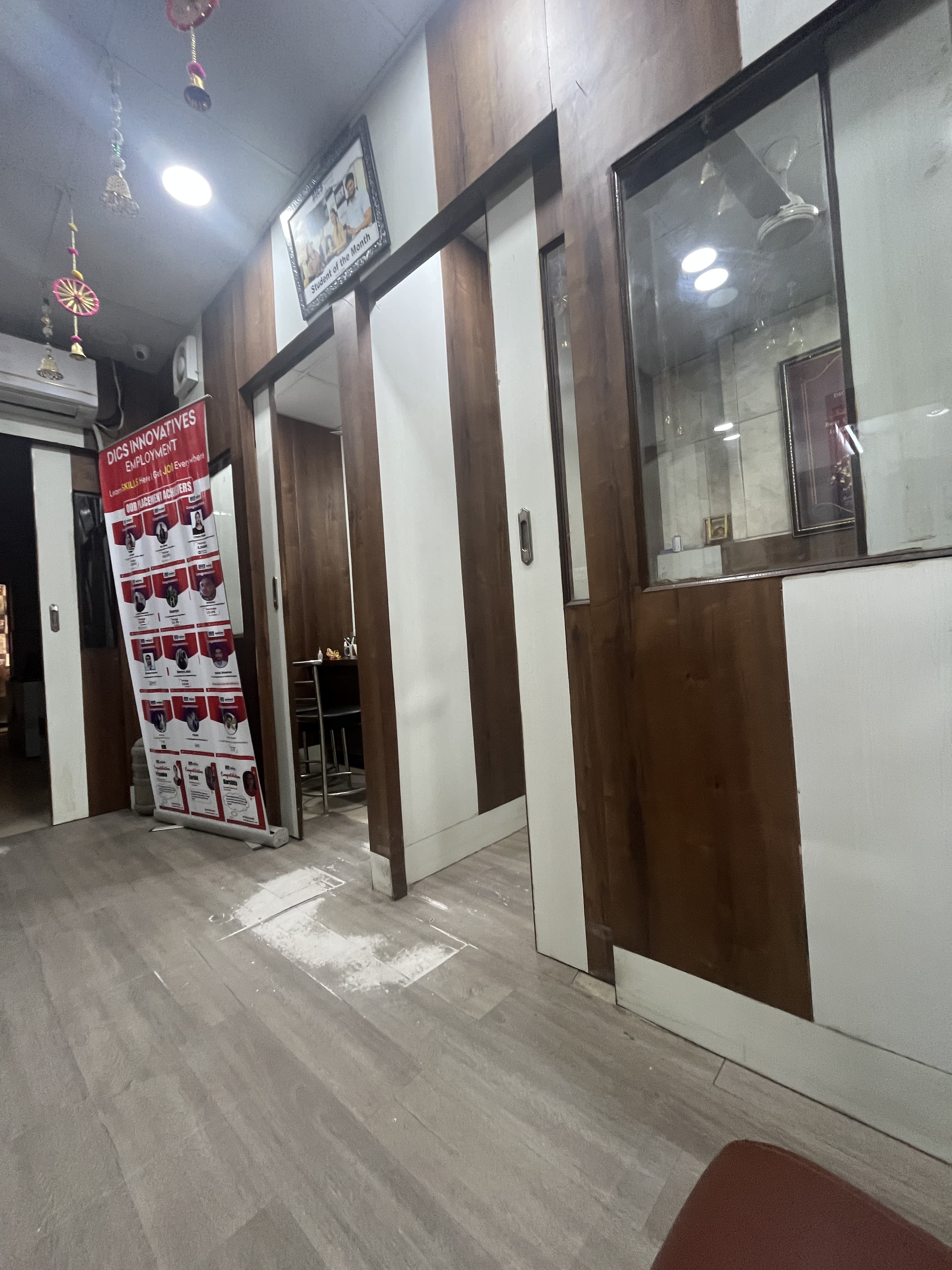 DICS  Pitampura Dics photo 7