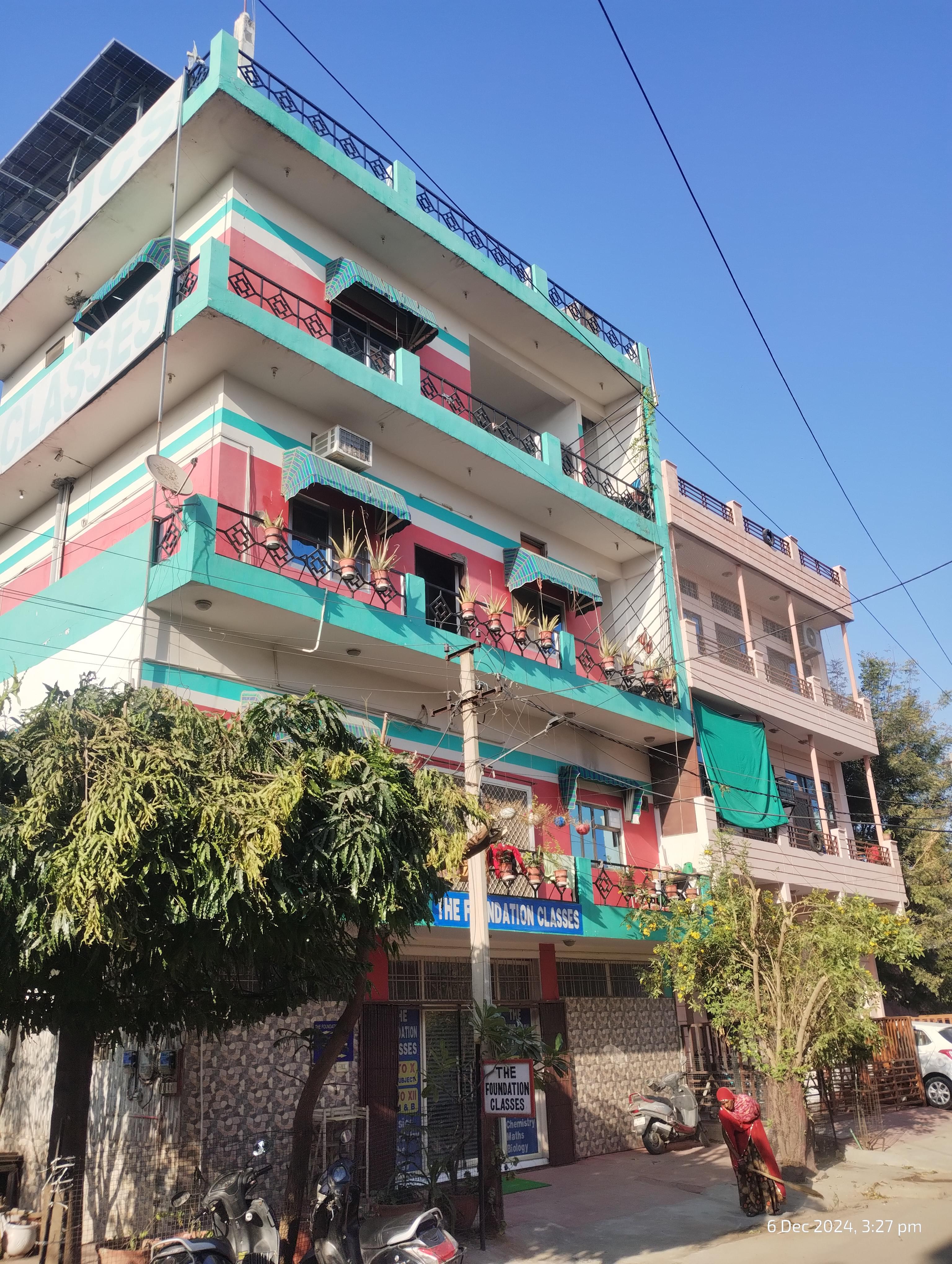 The Foundation Classes The Foundation class photo 2