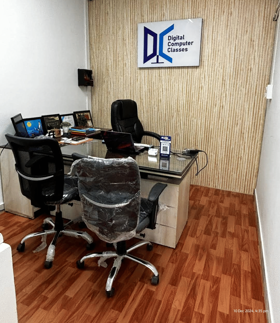 Digital Computer Classes Digital Computer Classes Photos photo 2