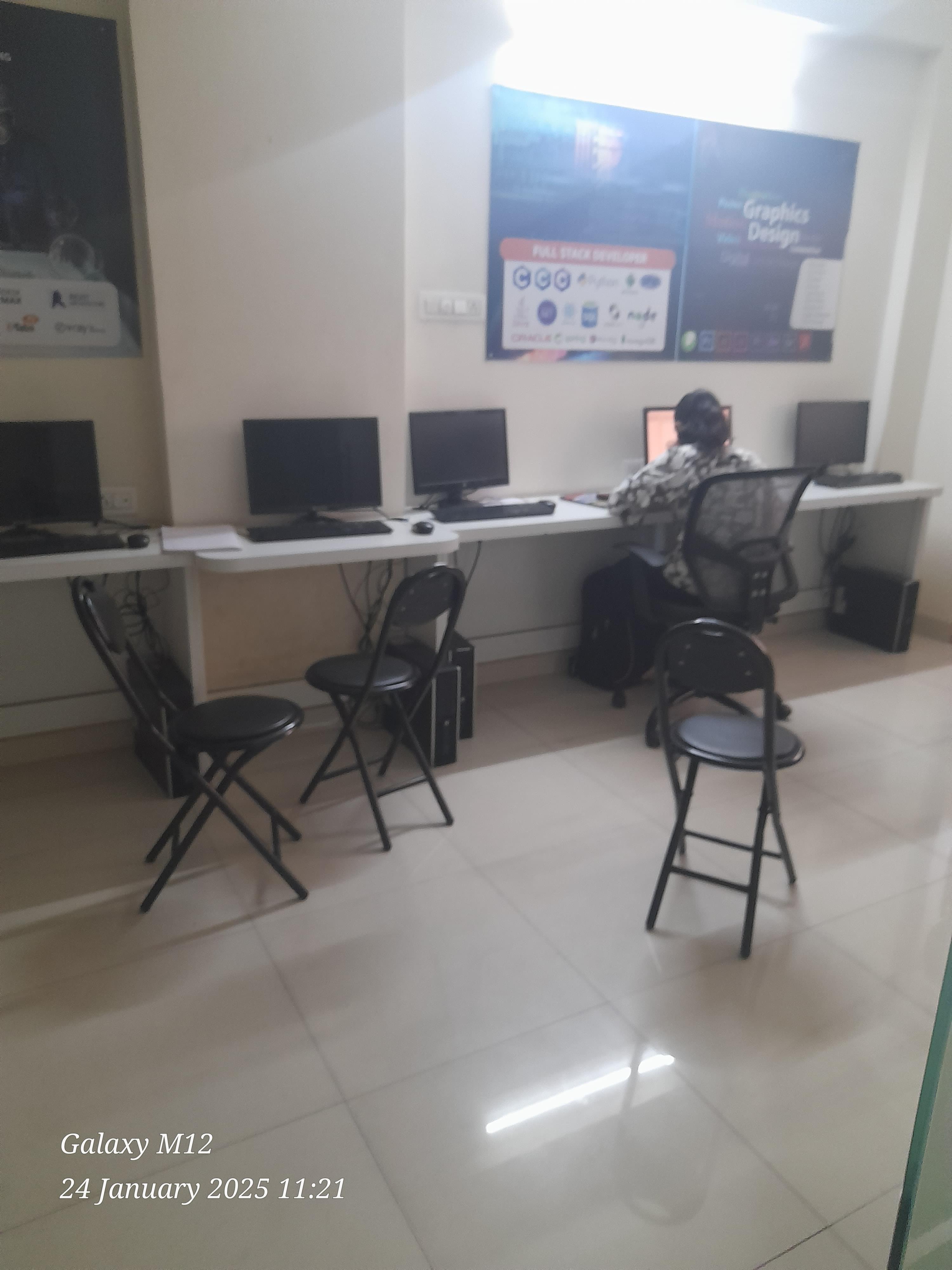 World Blazing Computer Institute World Blazing Computer Academy photo 4