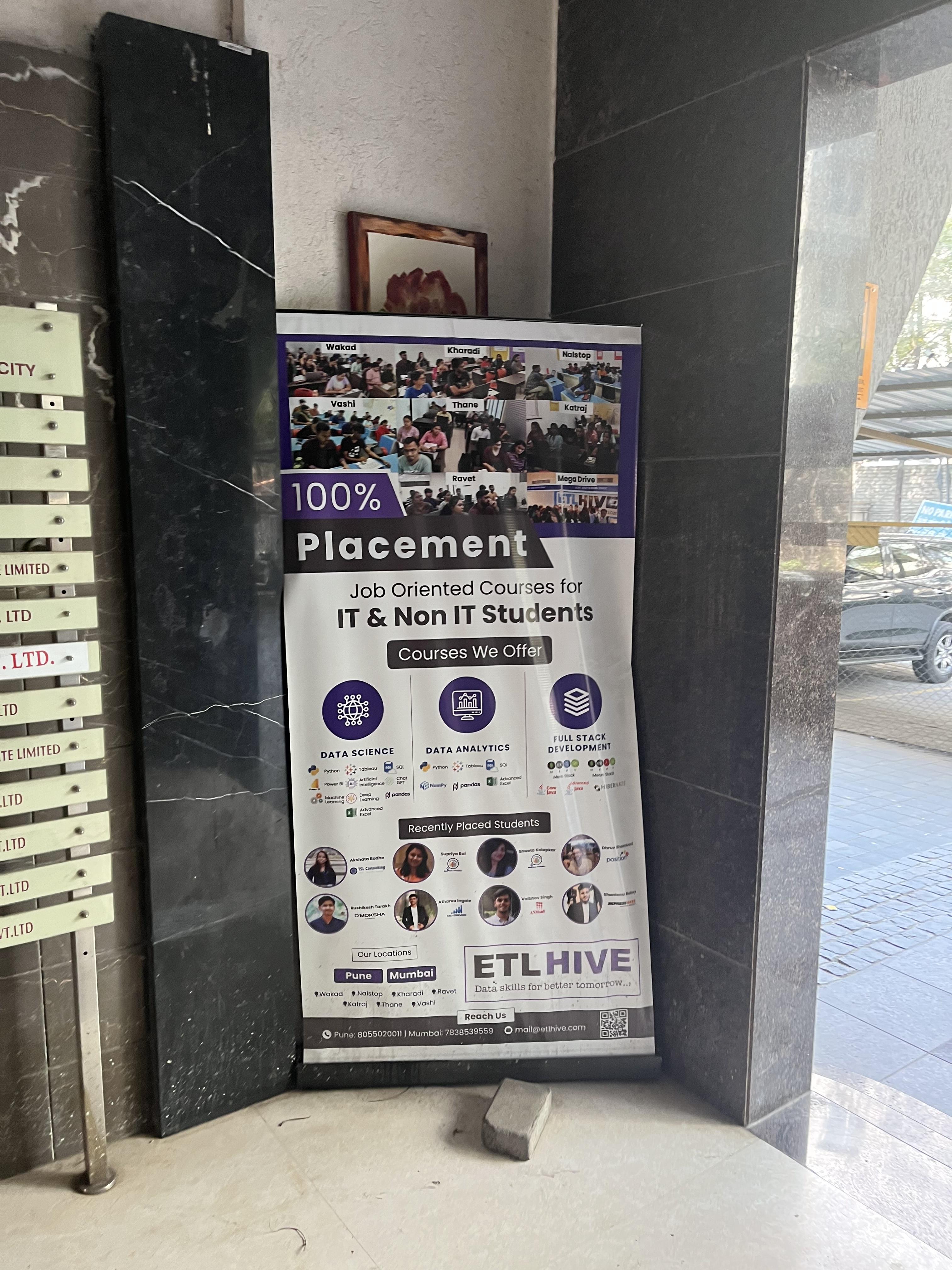 Etlhive ETLHIVE photo 2