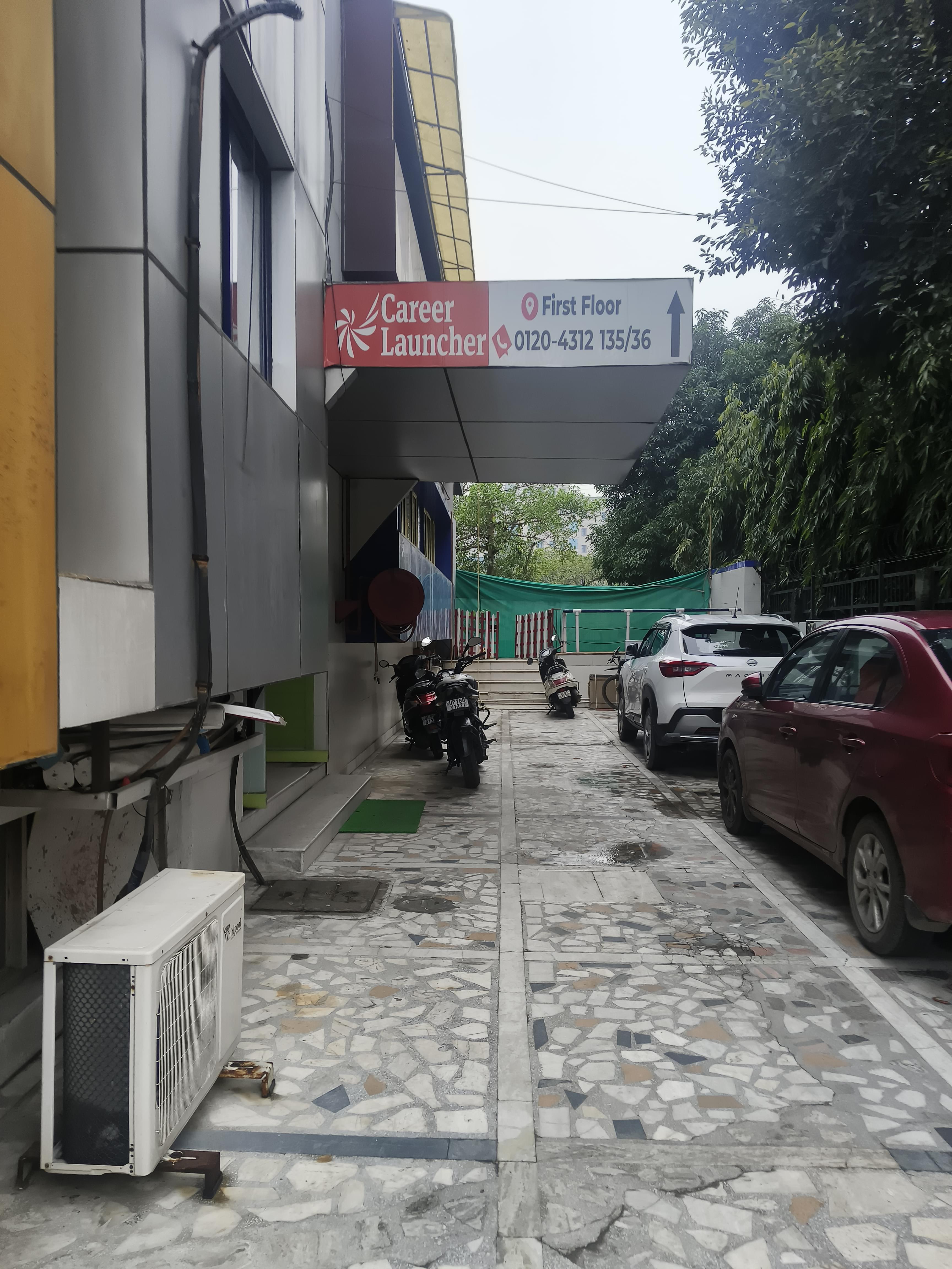 Career Launcher CL-Frontview photo 3