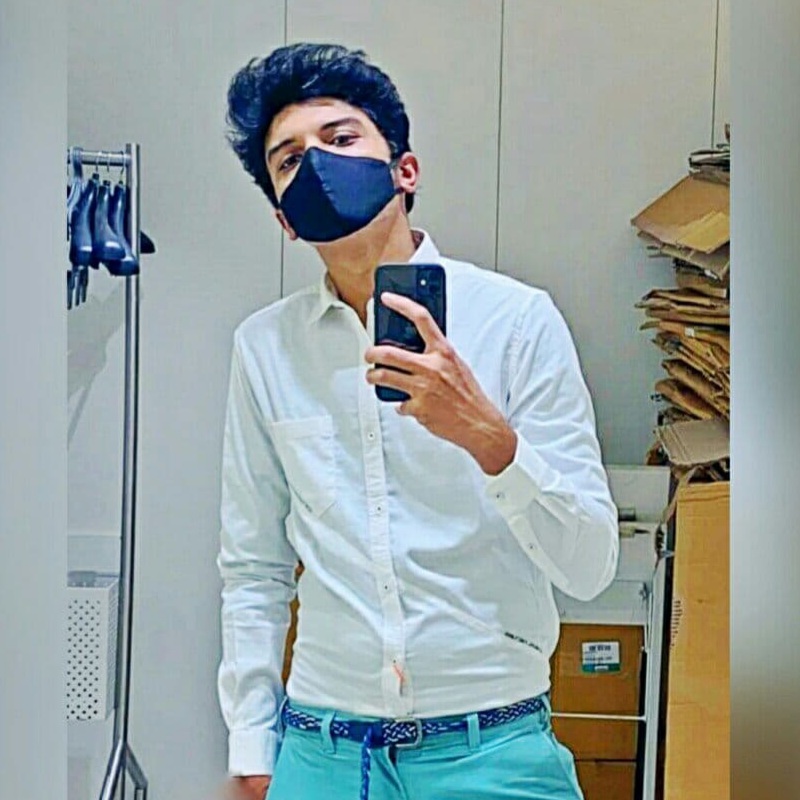 Shikhar  Srivas