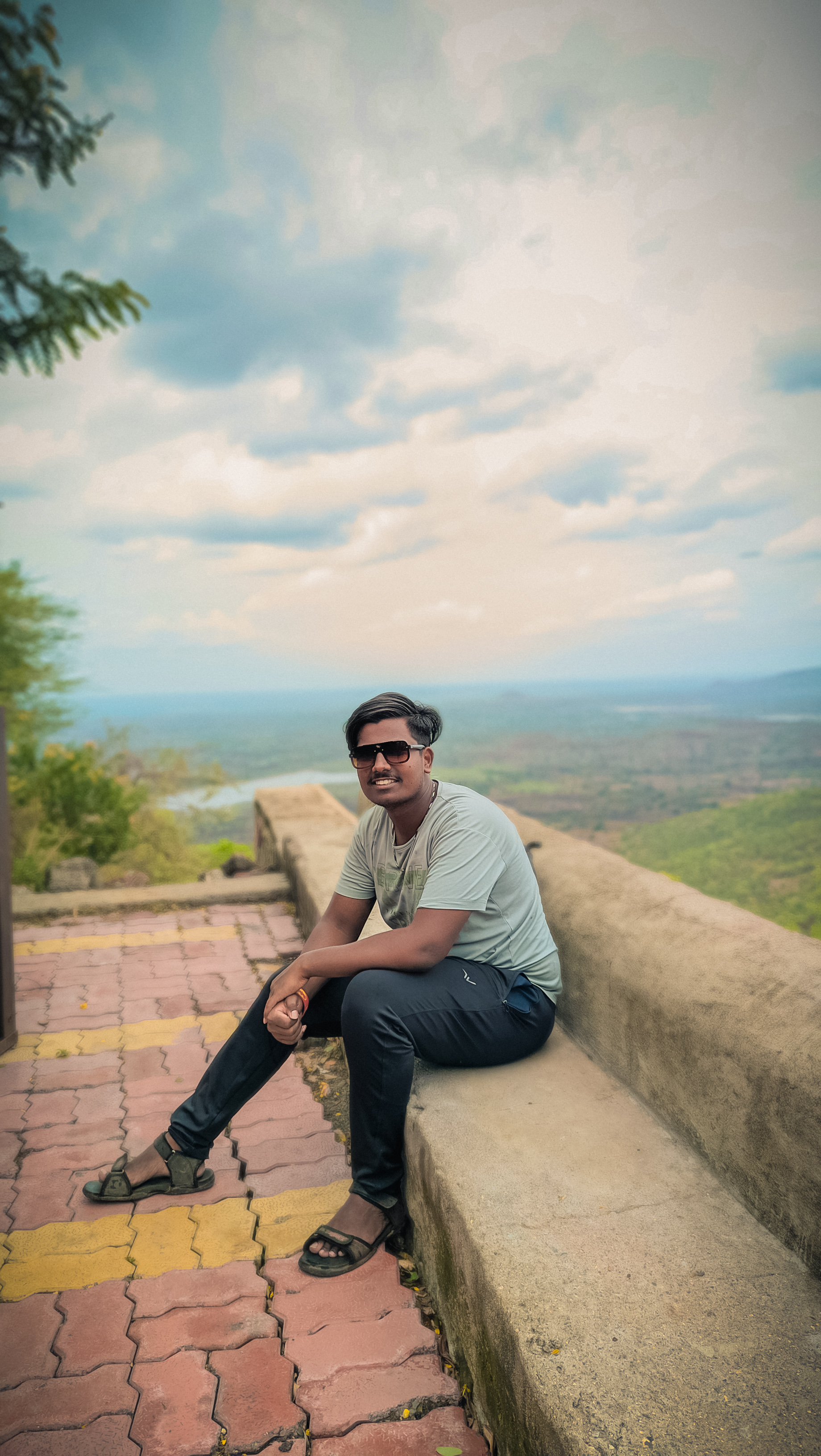 Lokesh tayade