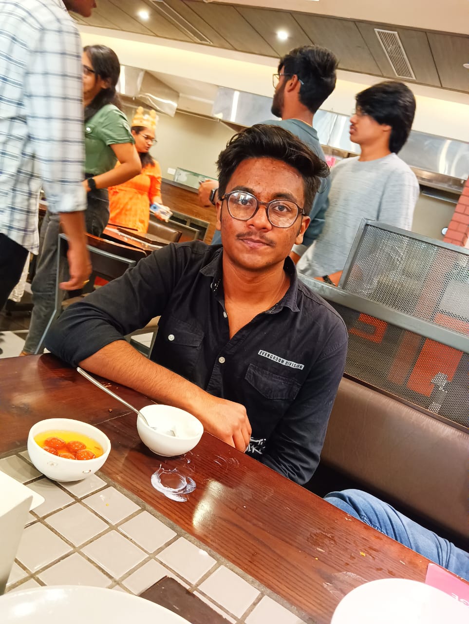 Earnala mahesh