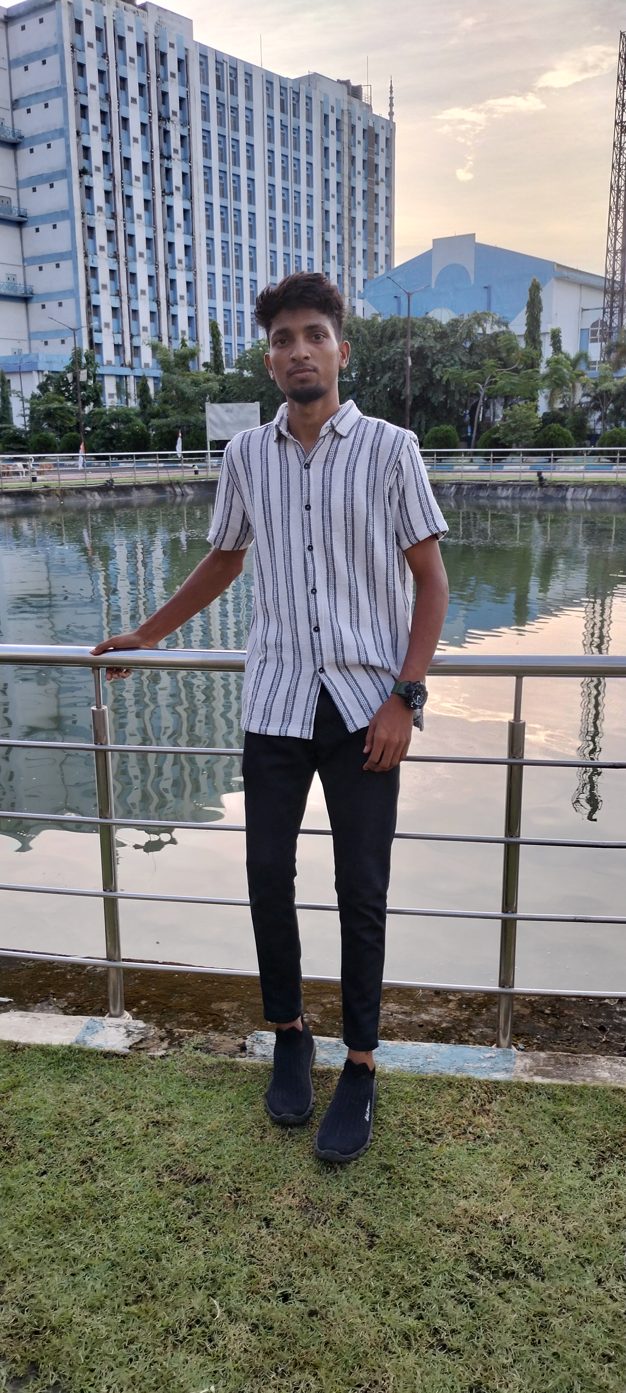 Sarinul sekh