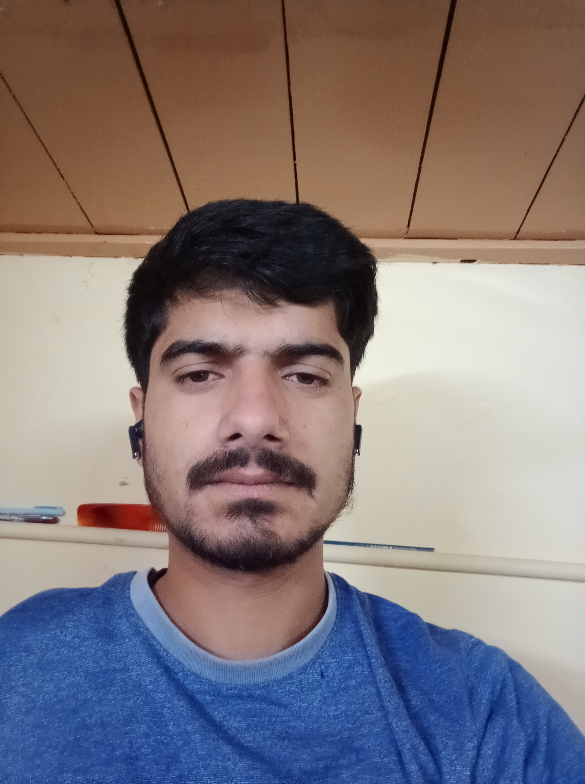 Aabid bhat