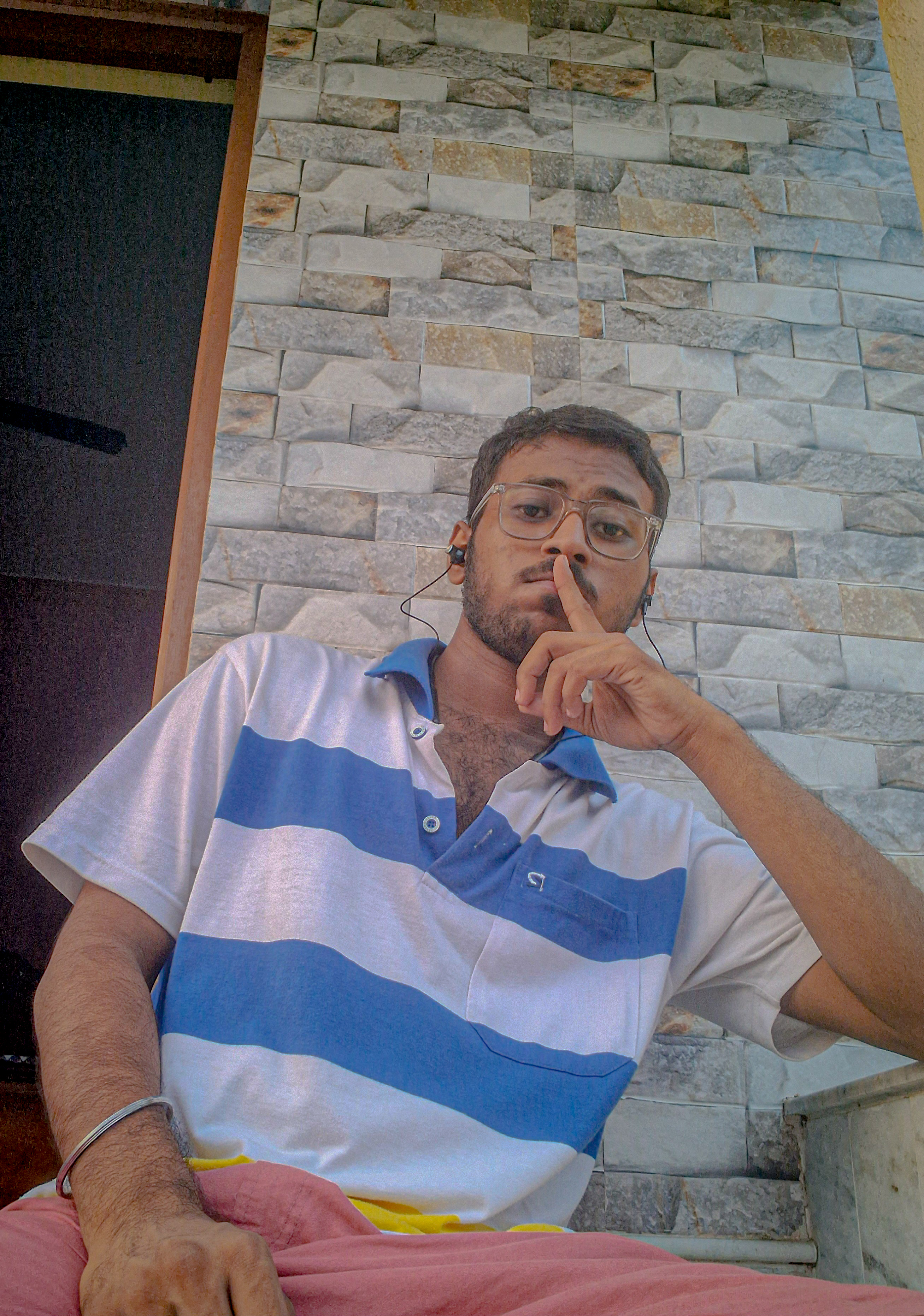 Parthib mudi