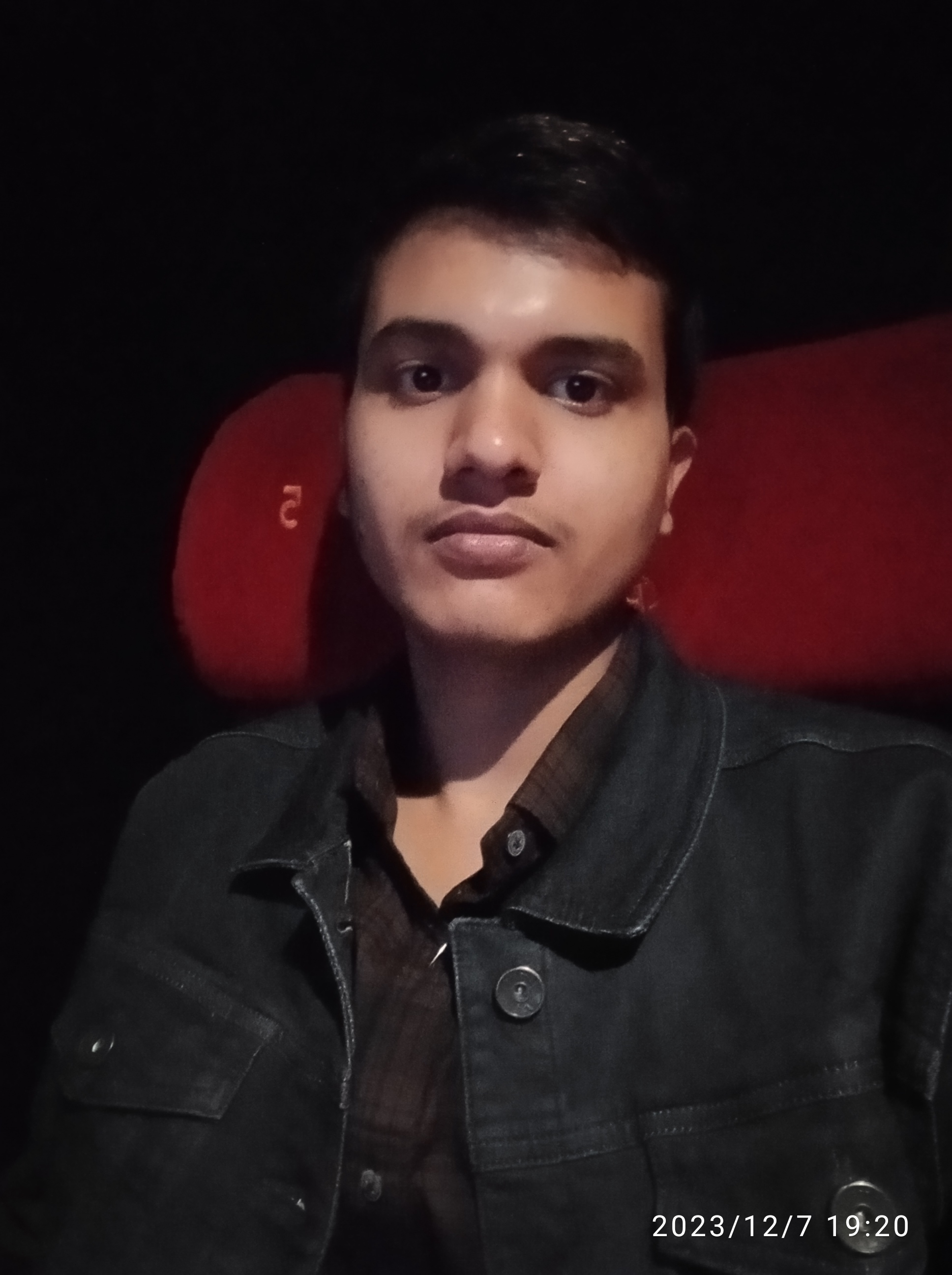Vivek Shukla