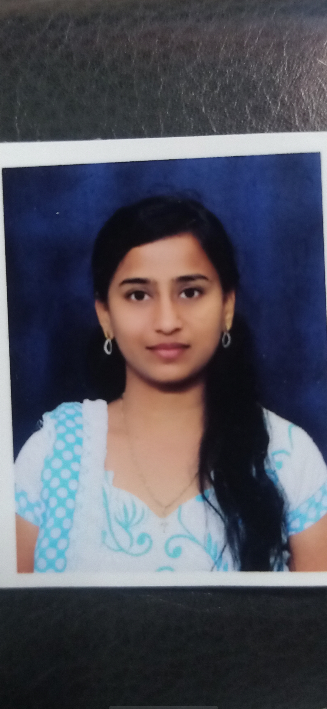 Mounika vellidhandla
