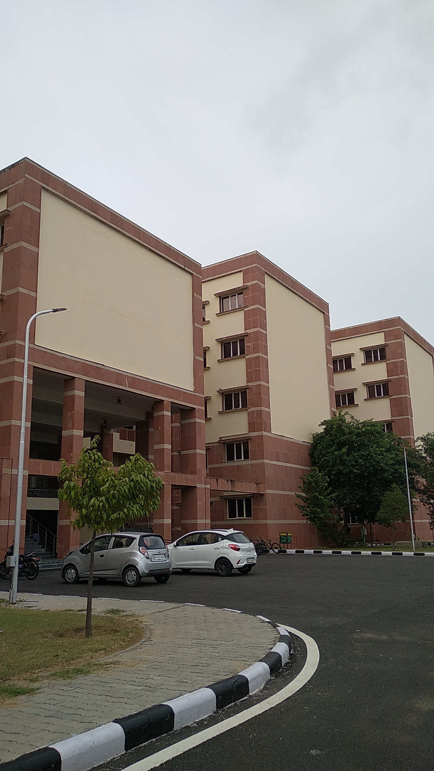 Maitri Ratan Somkuwar