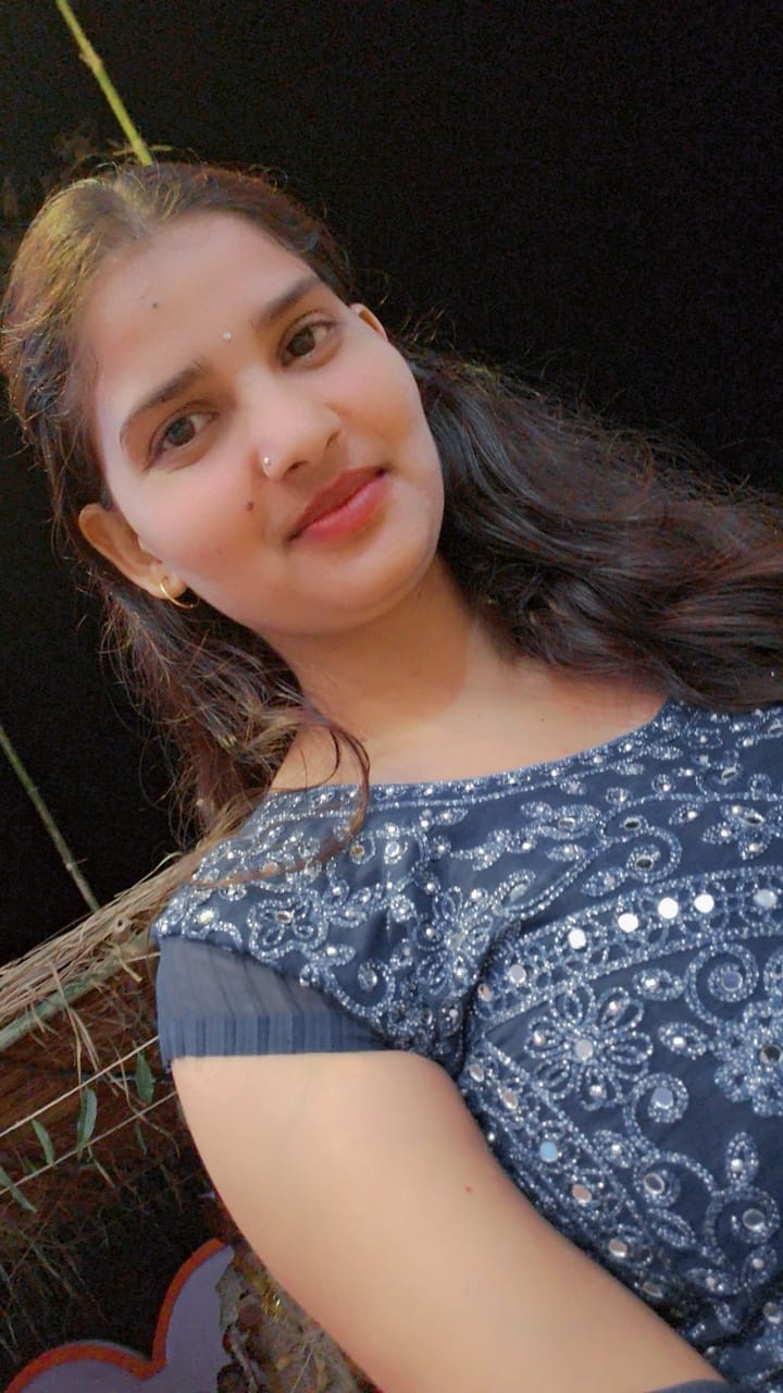 shikha dwivedi