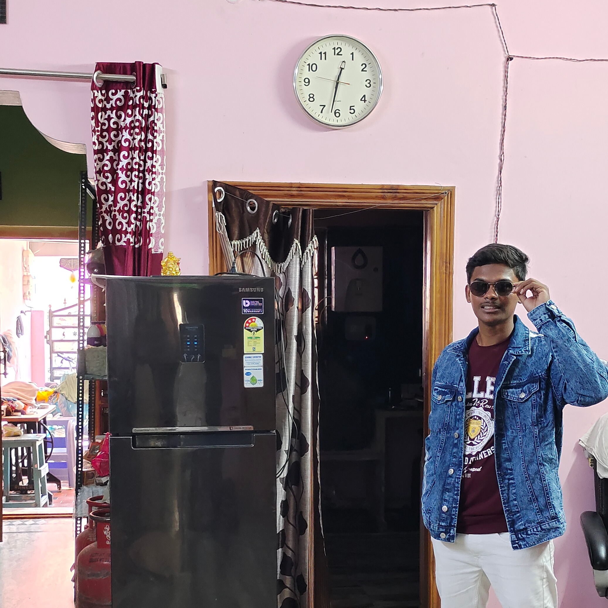SOMISETTY CHAKRADHAR