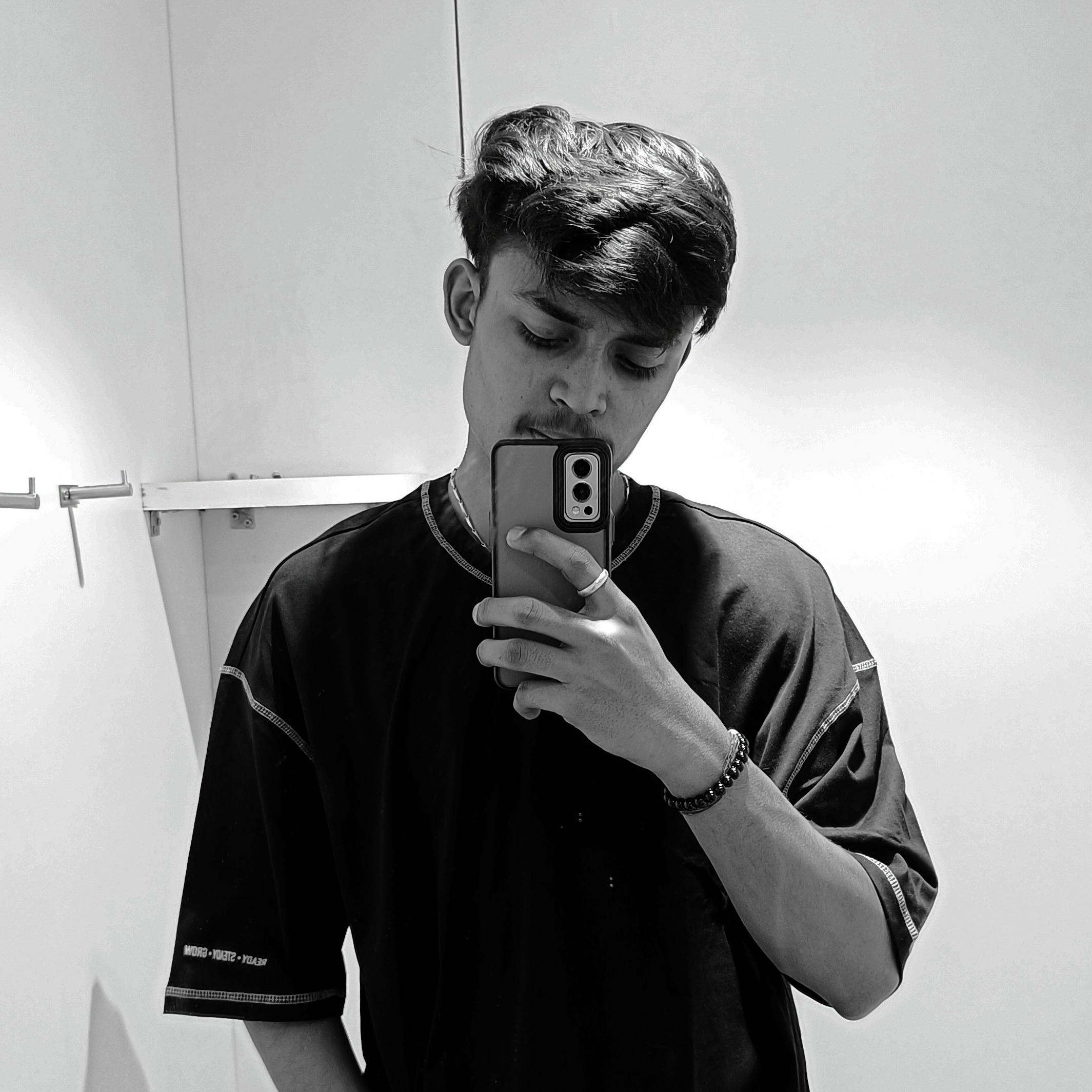 araj gupta