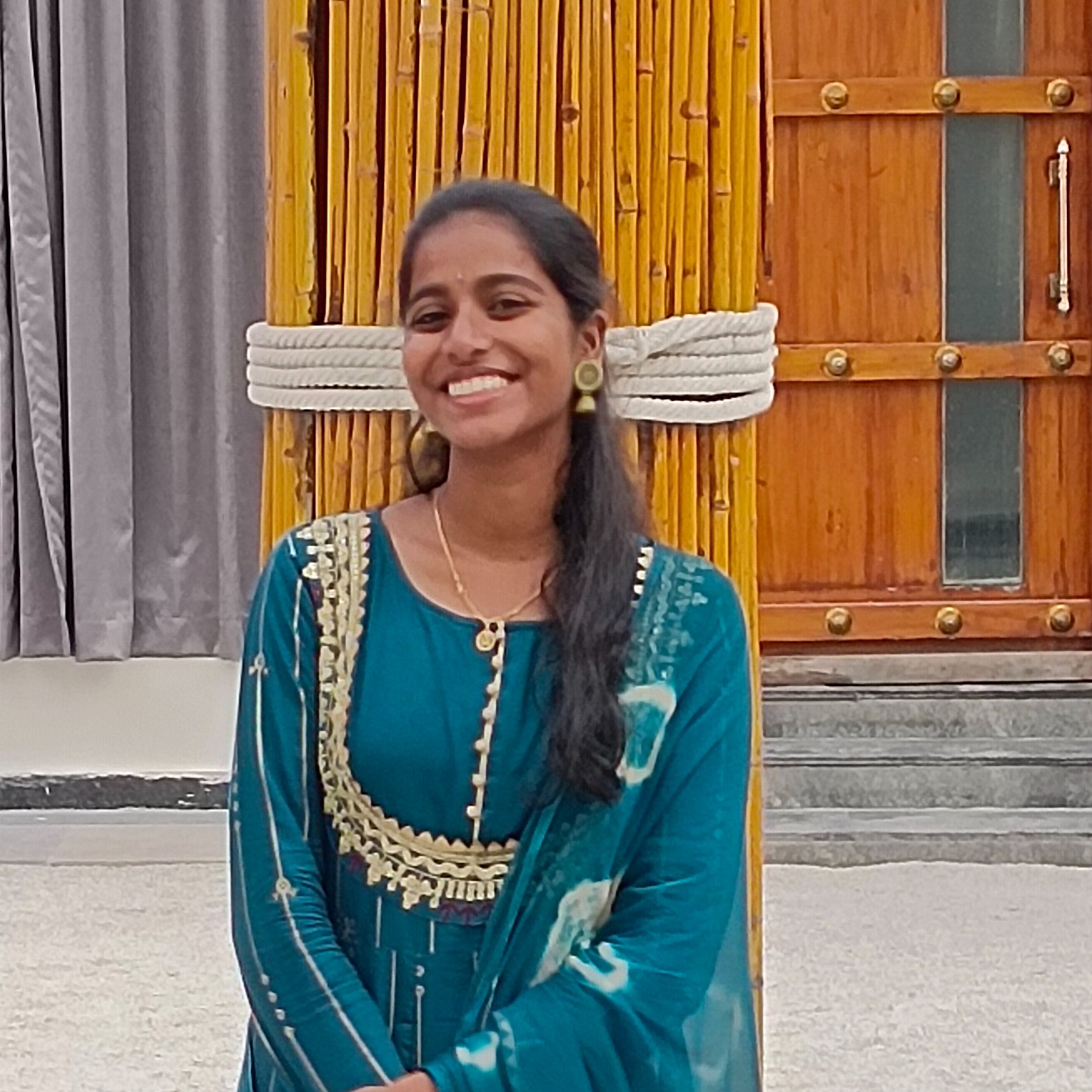 MANDAVA SOWMYA LAHARI
