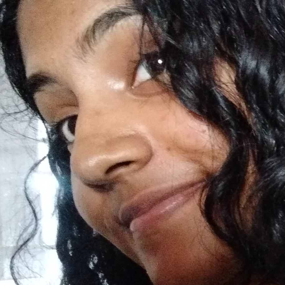 Aksa Grace John