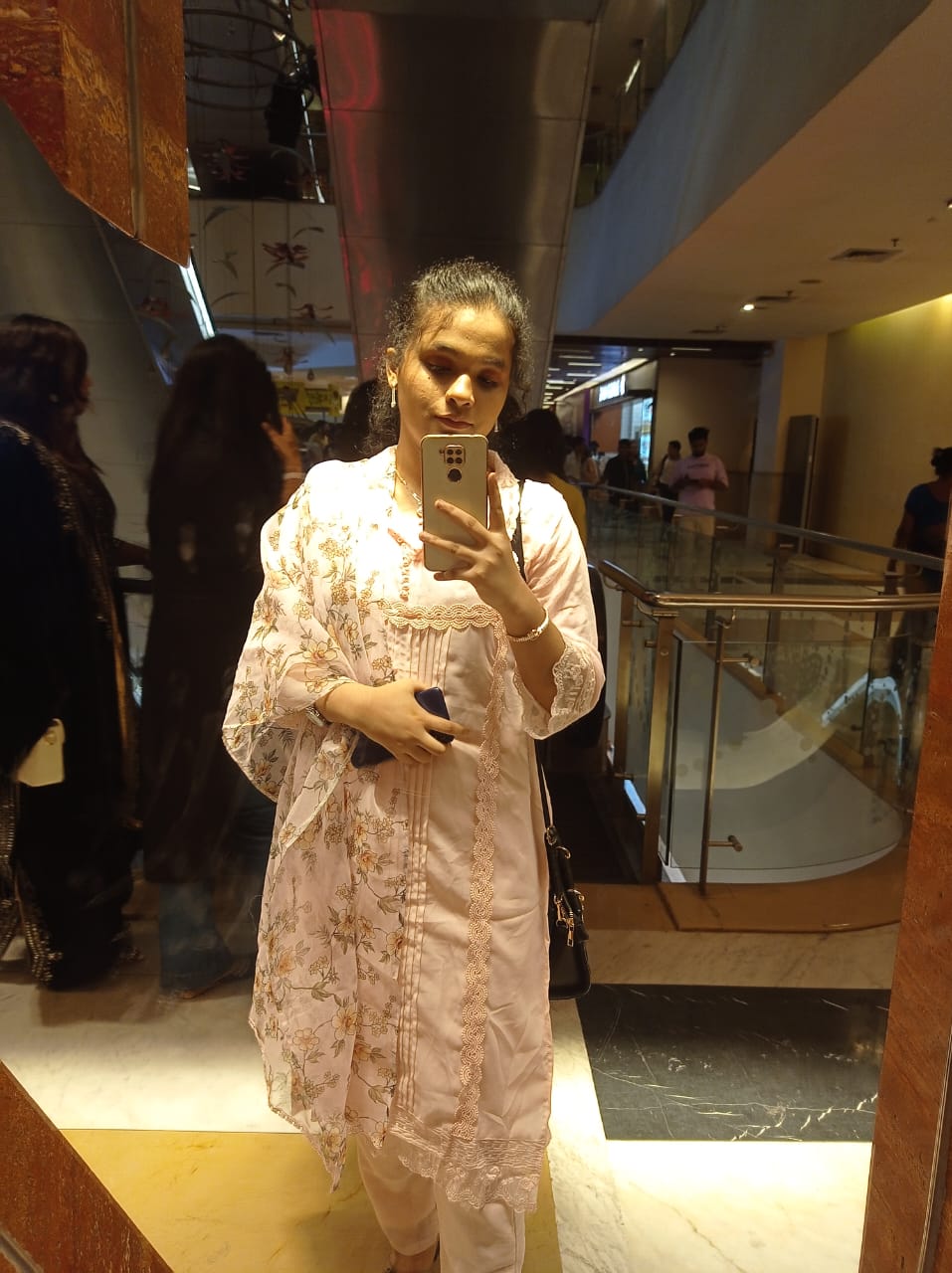 Saina Afsar