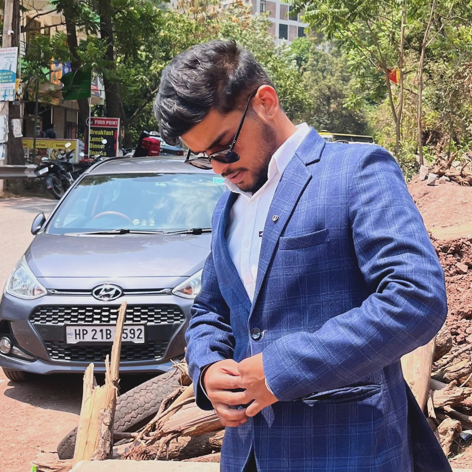 Mohit Thakur