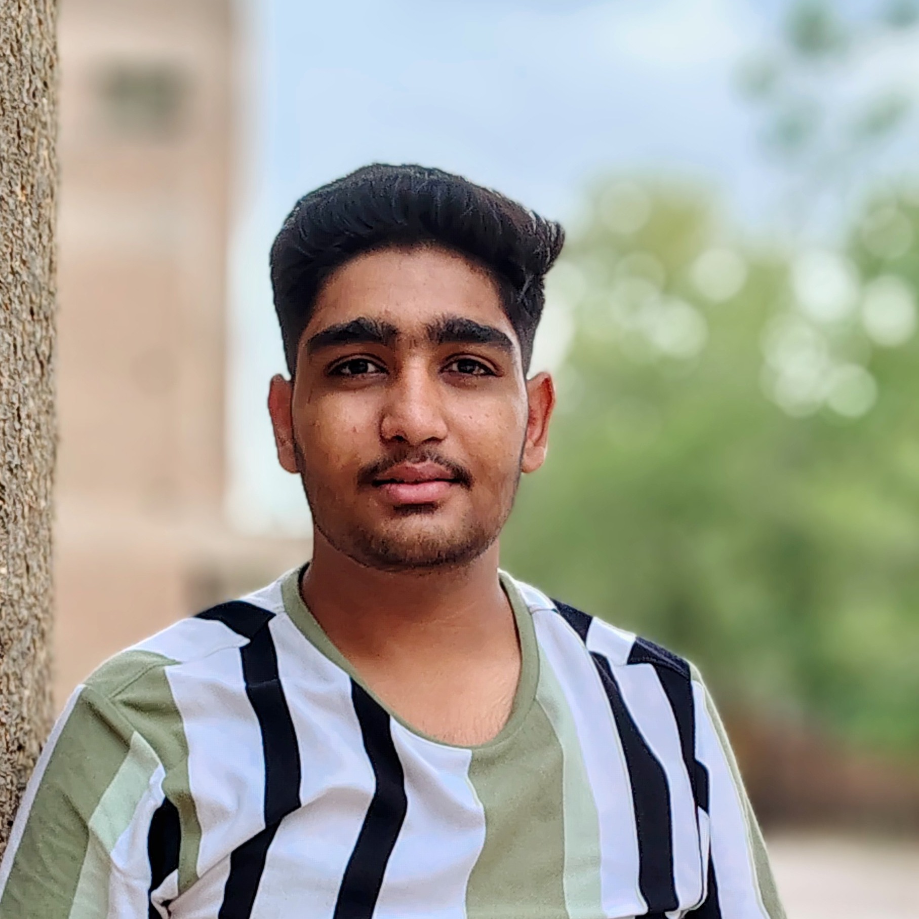 Vivek Mahla