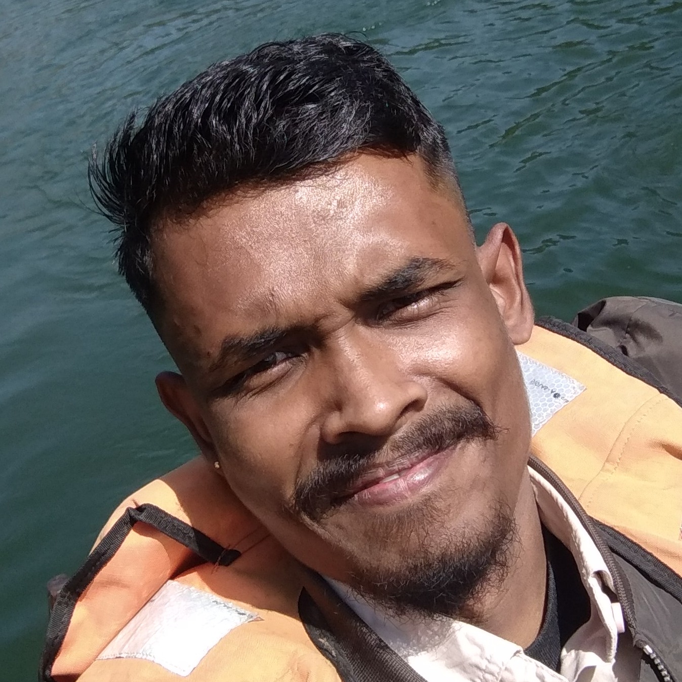 Ardhendu De