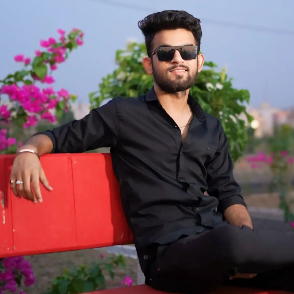 Kartik ade