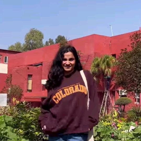 Anushka tripathi