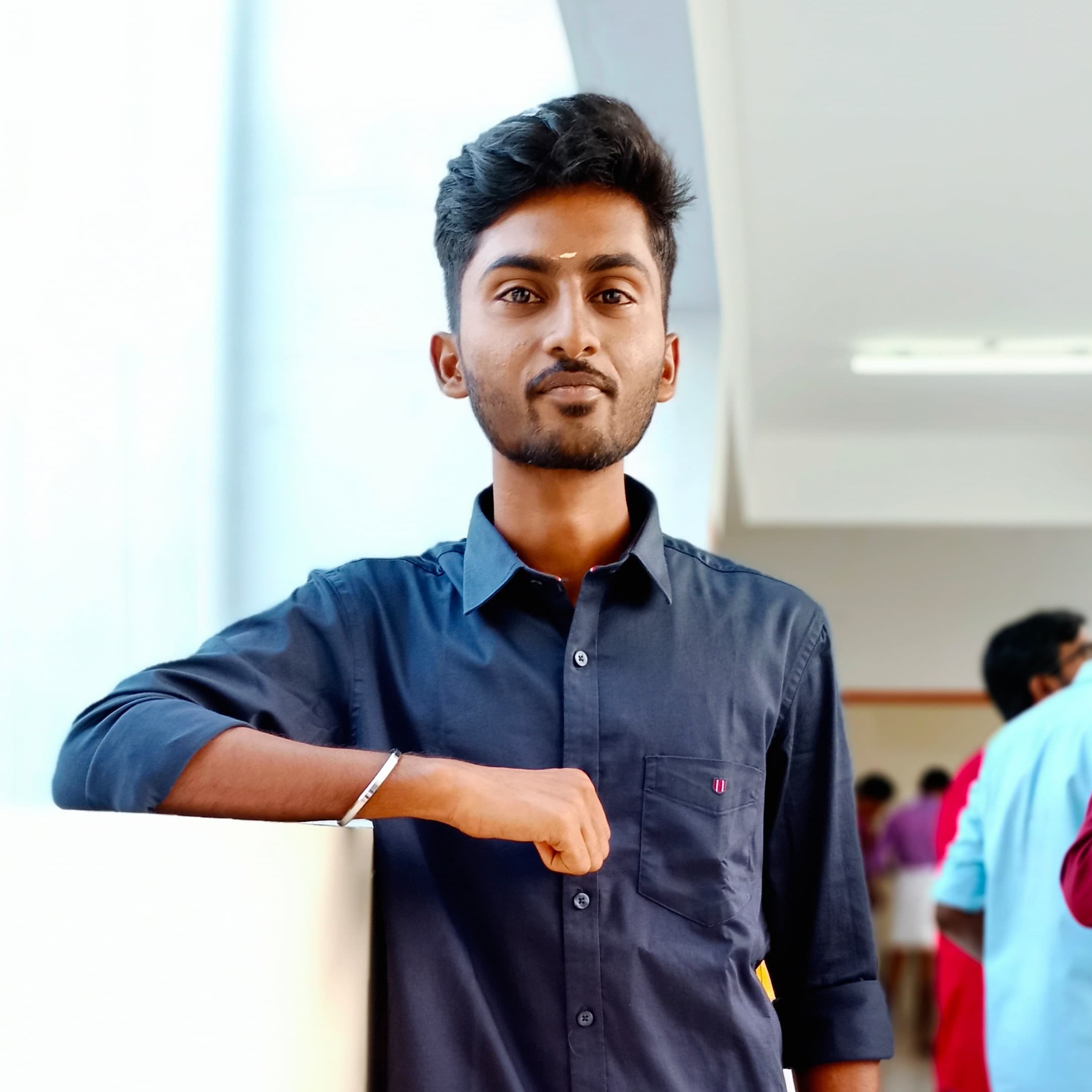 VIJAYAKUMAR R