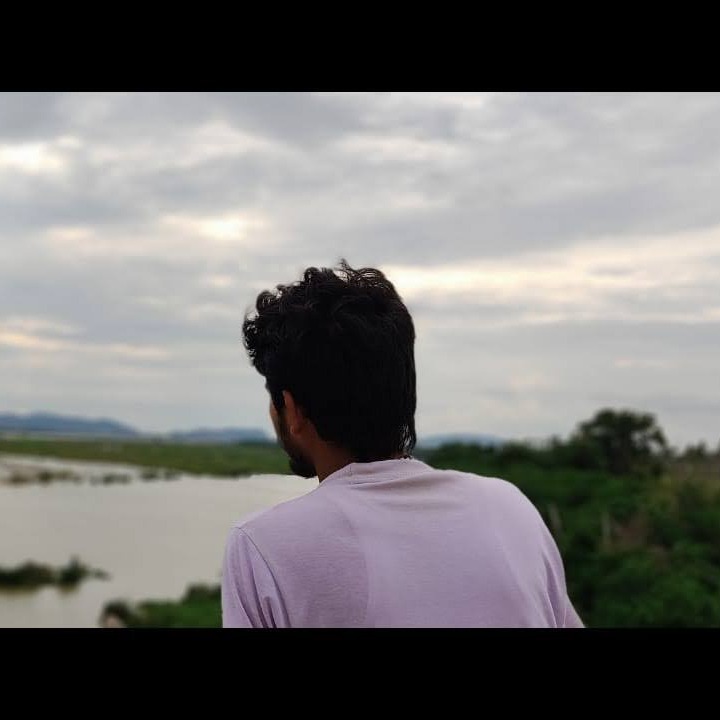 Naik
