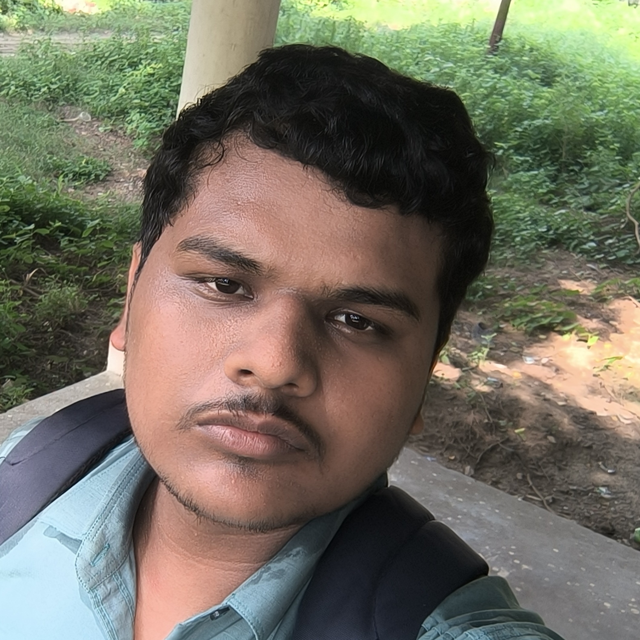 Saksham yaadv