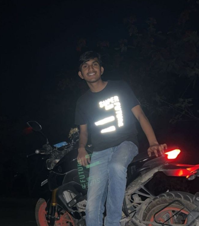 KIREETI KOMARAGIRI