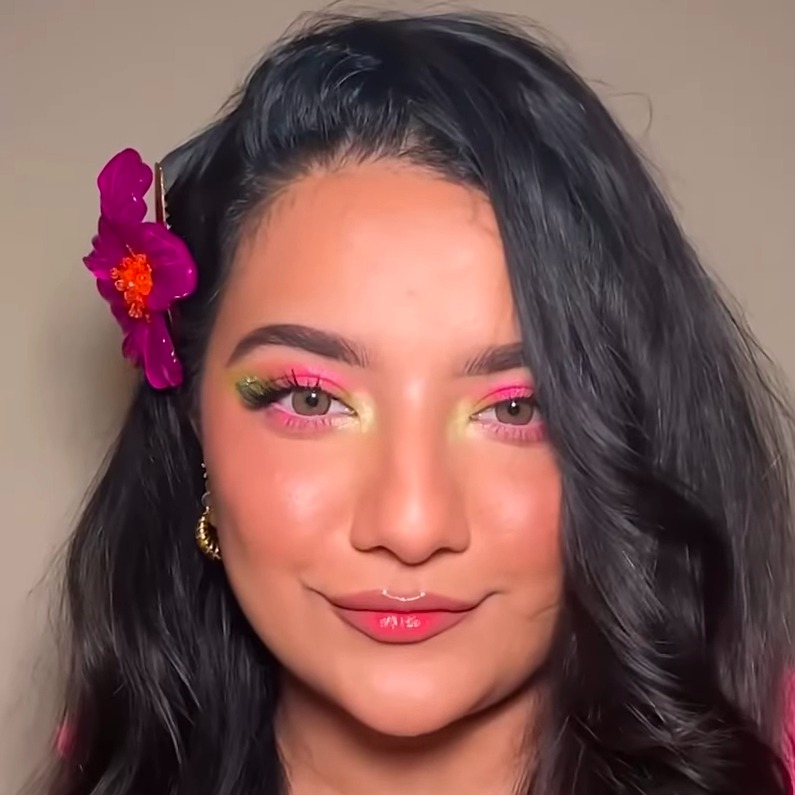 Zaara khan