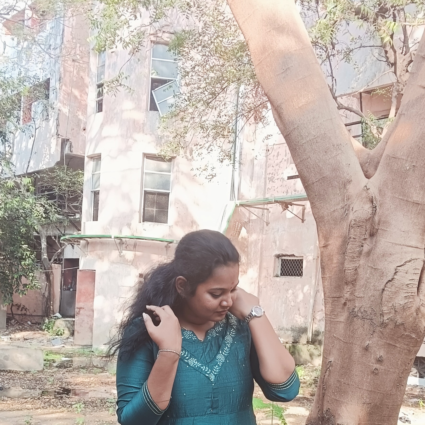 NITHIKA SREE R