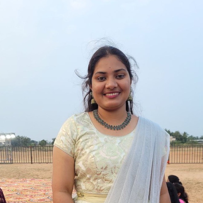 Snehitha tholichukka