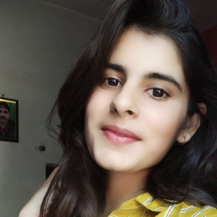 Aayushi